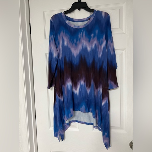 LOGO by Lori Goldstein Tops - LOGO by Lori Goldstein Blue and Purple Tunic